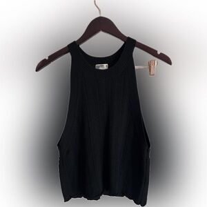 Aritzia Wilfred Black Scalloped Top Size Large